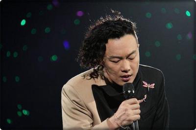 陈奕迅